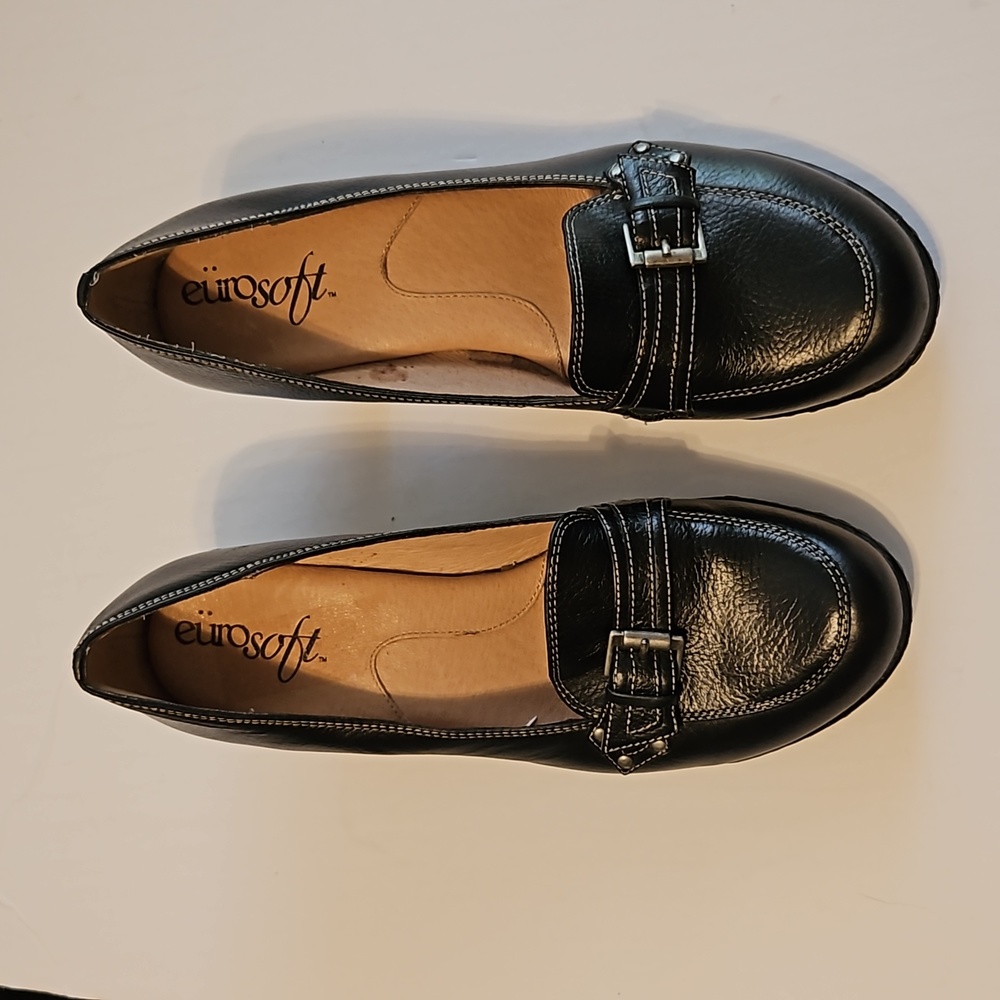 Euro Soft Loafers Size 9M